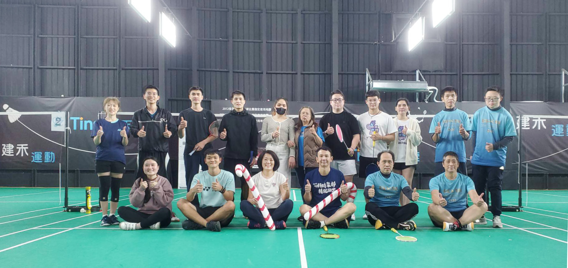 新傳羽球隊2024年第52周