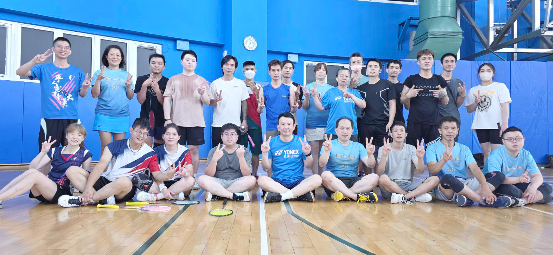 新傳羽球隊2025年第32周